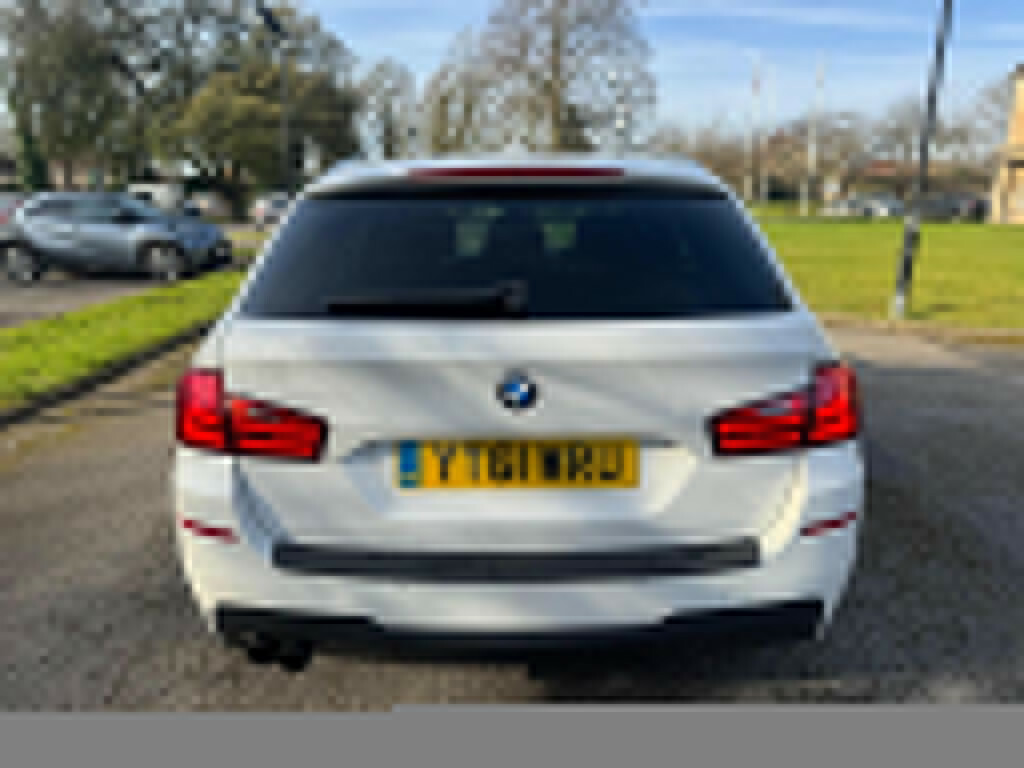 BMW 5 Series Estate 2.0 520D M Sport Touring 2011 YT61WRU White #5