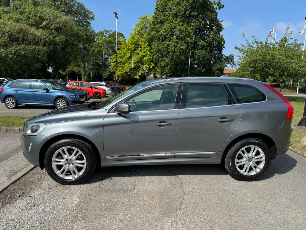 Volvo XC60 Suv 2.0 Se Lux Nav D4 2016 AV65WDL Grey #3