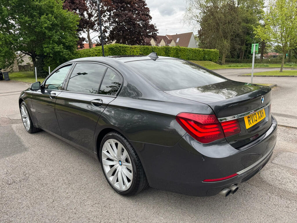 BMW 7 Series Saloon 3.0 730Ld Se Saloon 2013 Grey #3