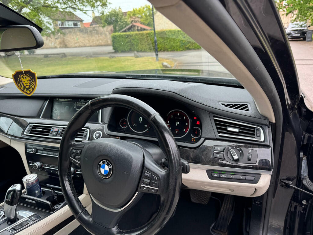 BMW 7 Series Saloon 3.0 730Ld Se Saloon 2013 Grey #6