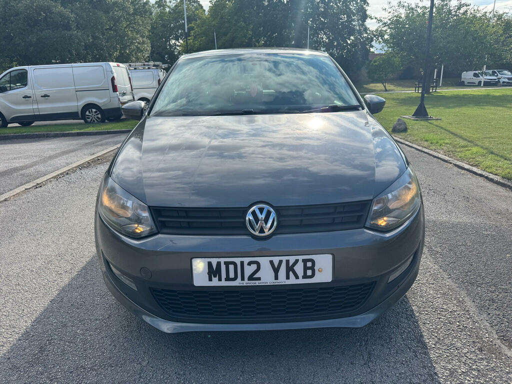 Volkswagen Polo Hatchback 2016 Grey