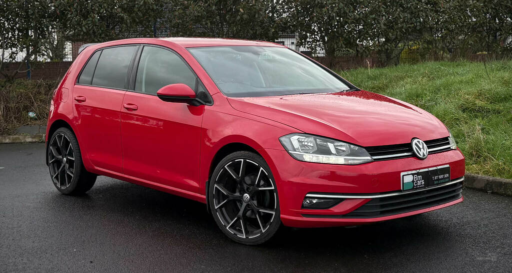 Volkswagen Golf 1.6 Tdi Match Red