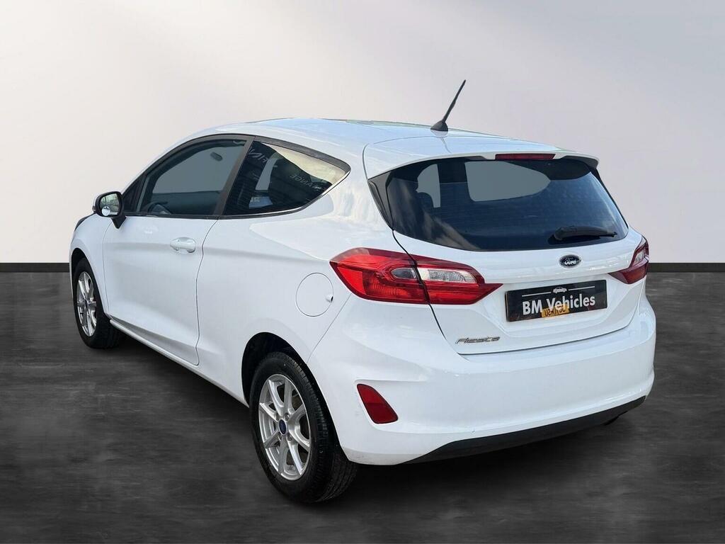 Ford Fiesta Hatchback 1.1 Ti-vct Zetec Euro 6 Ss 2018 YX68JVY White #5