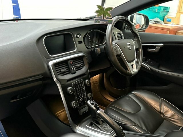 Volvo V40 T2 R-design Pro Hatchback BL67BHK Grey #4
