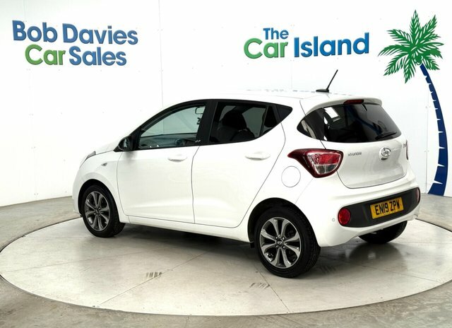 Hyundai I10 Play Hatchback EN19ZPW White #6