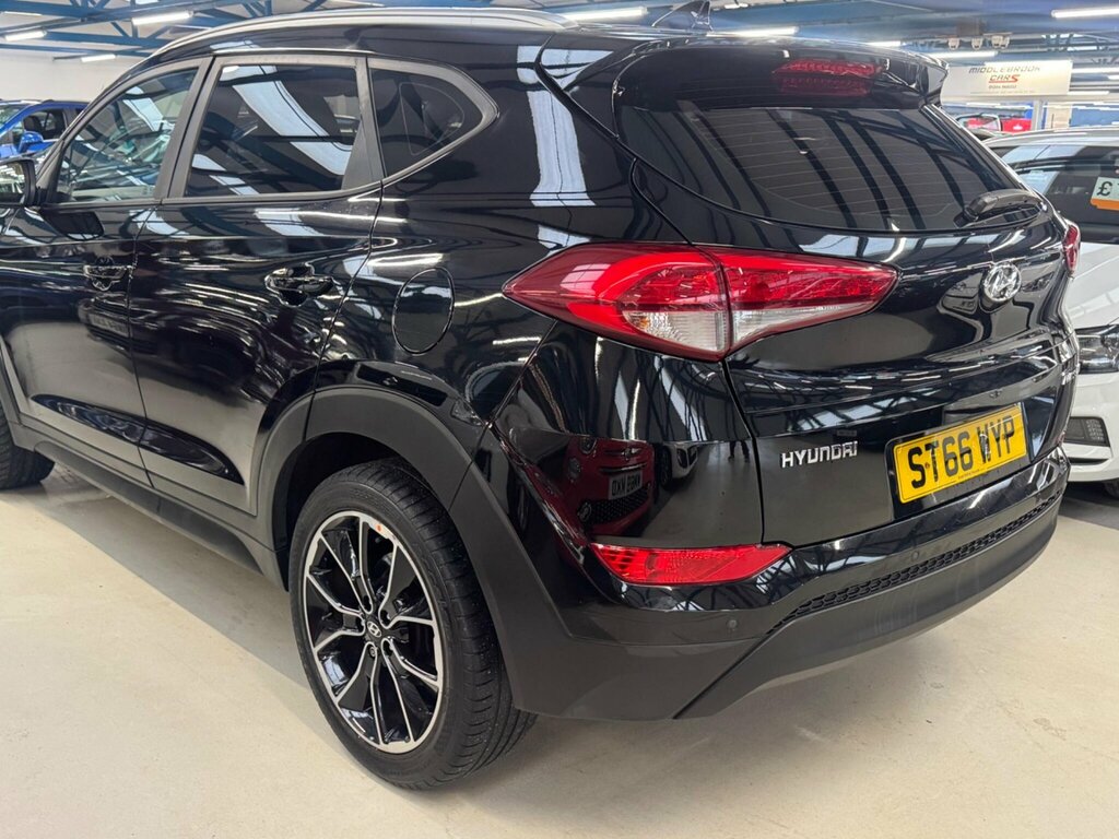 Hyundai Tucson 1.7 Crdi Blue Drive Se Nav Dct Euro 6 Ss ST66WYP Black #4