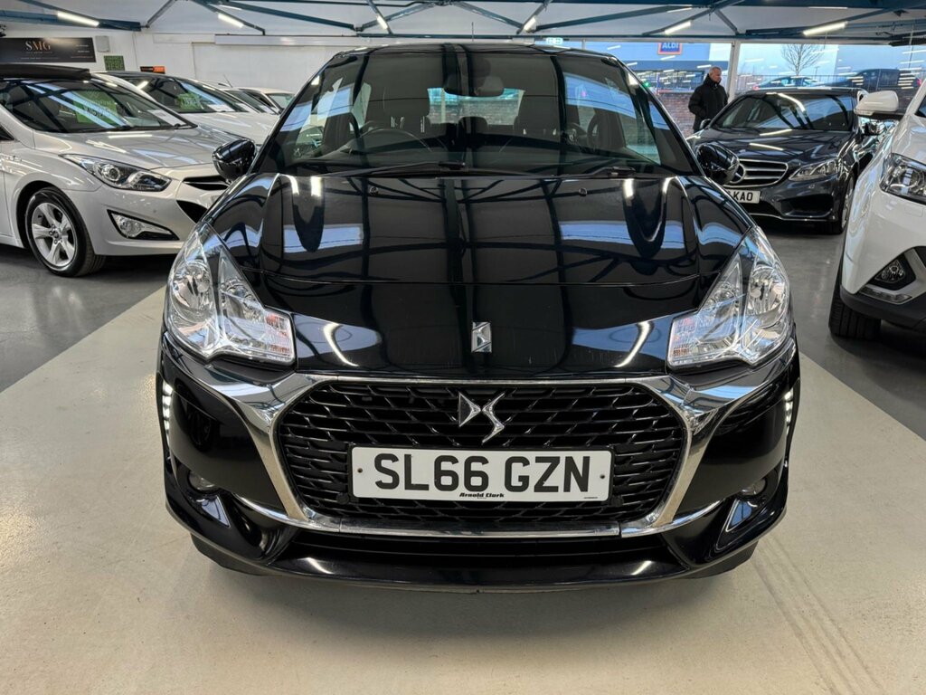 DS DS 3 1.2 Puretech Chic Euro 6 SL66GZN Black #2