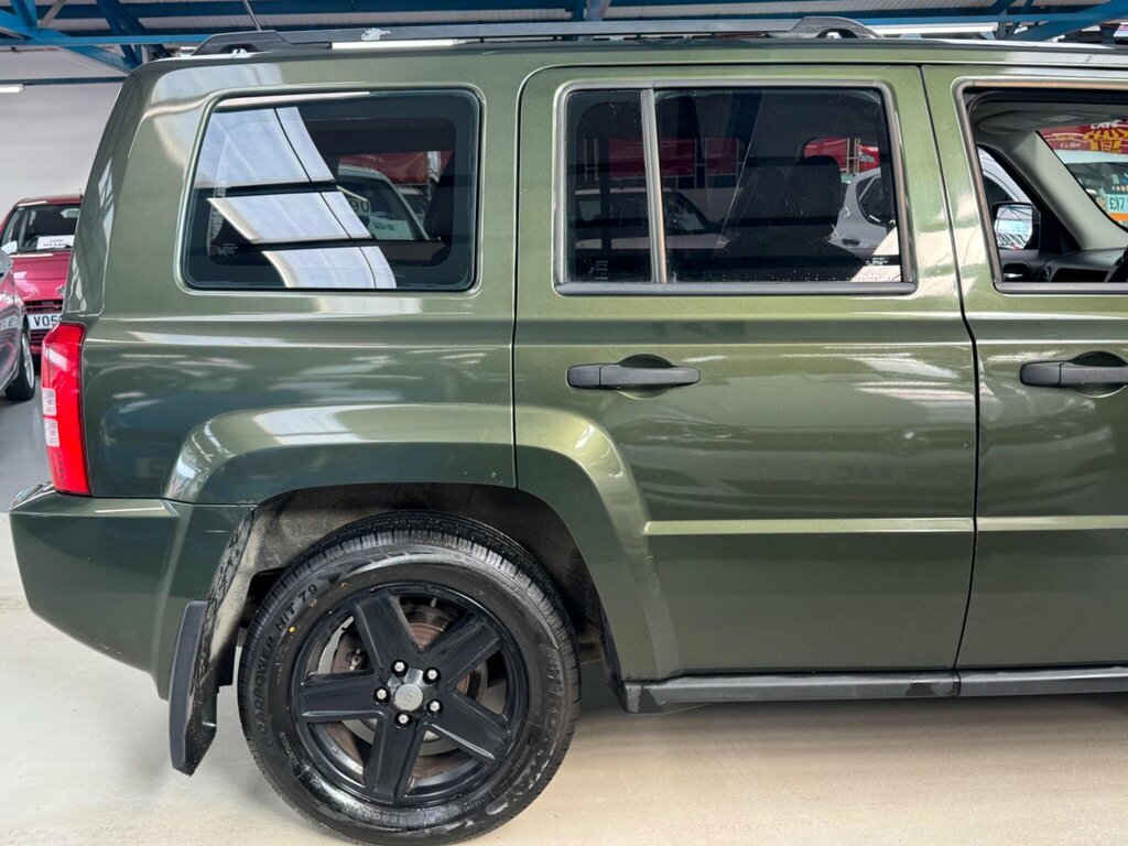 Jeep Patriot 2L Sport Black #8
