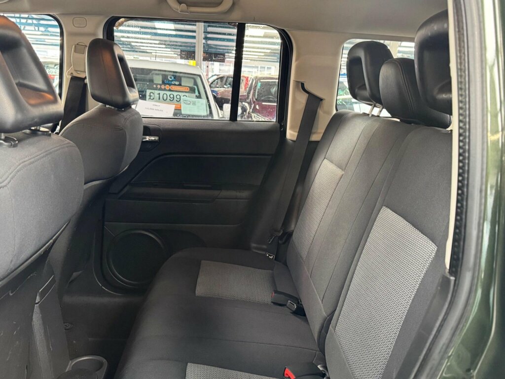 Jeep Patriot 2L Sport Black #16