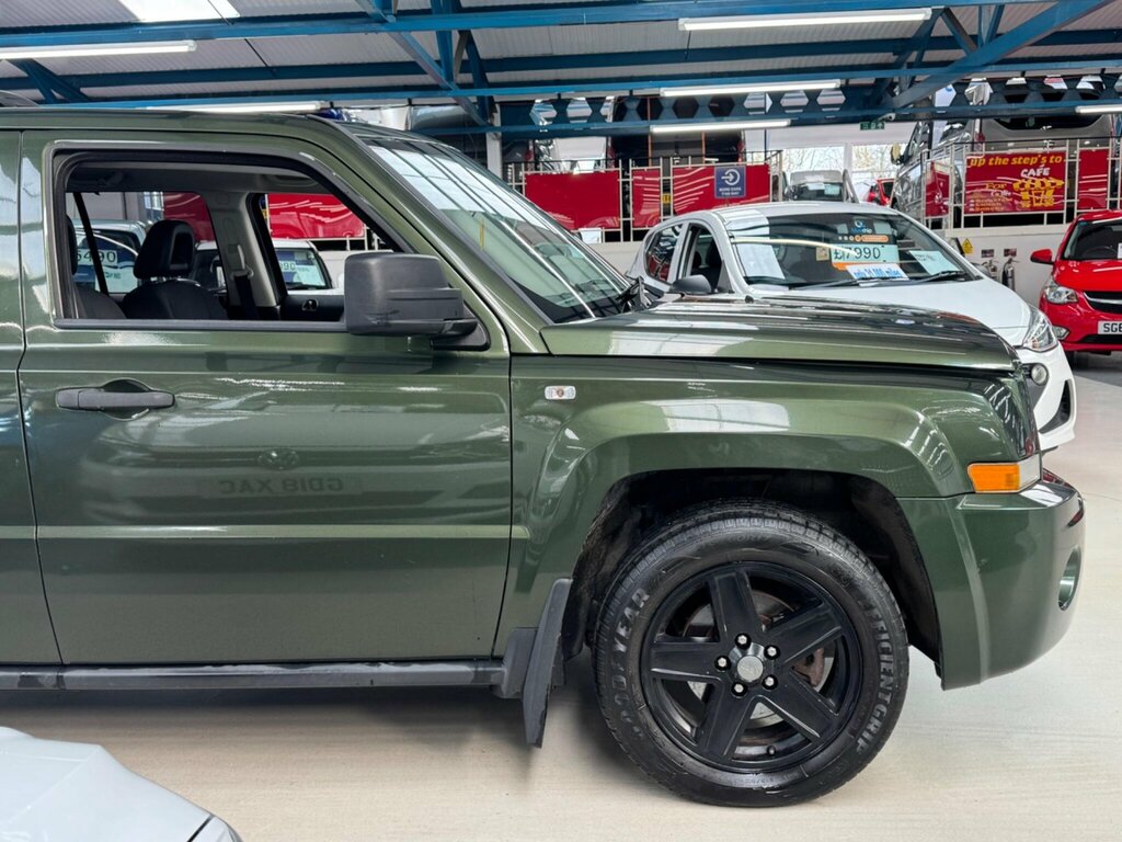 Jeep Patriot 2L Sport Black #10
