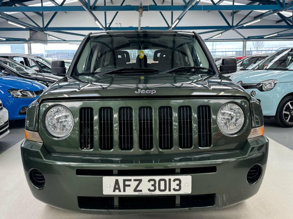 Jeep Patriot 2L Sport Black #5