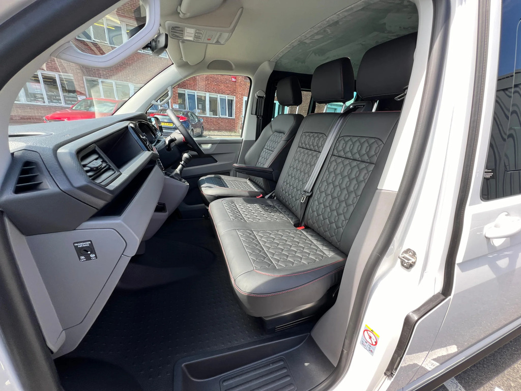 Volkswagen Transporter 2.0 Tdi T32 Highline Crew Van Fwd Lwb Euro 6 150Ps RF24FZC #4