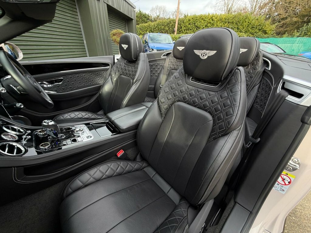 Bentley Continental Gt 4L Gtc LJ20UYN Grey