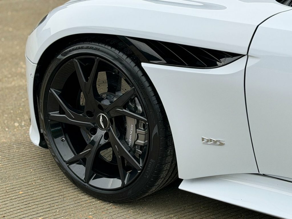 Aston Martin DBS Coupe KJ18TNO White #3