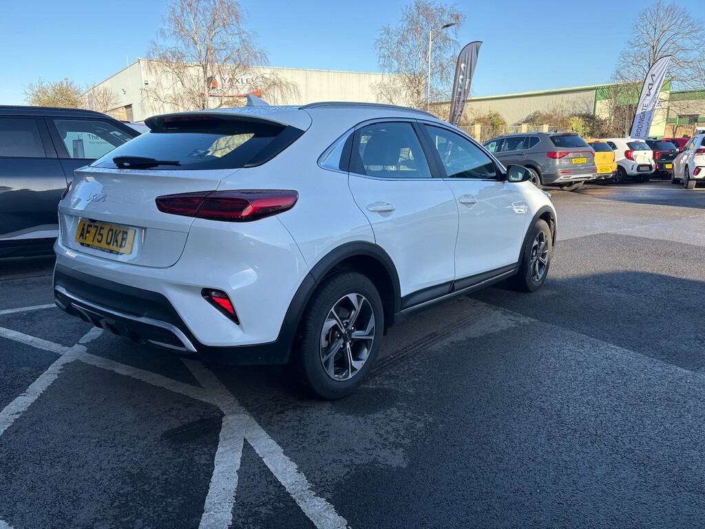 Kia Xceed 1.0 T-gdi 48V Dct Pure AF75OKB White #3