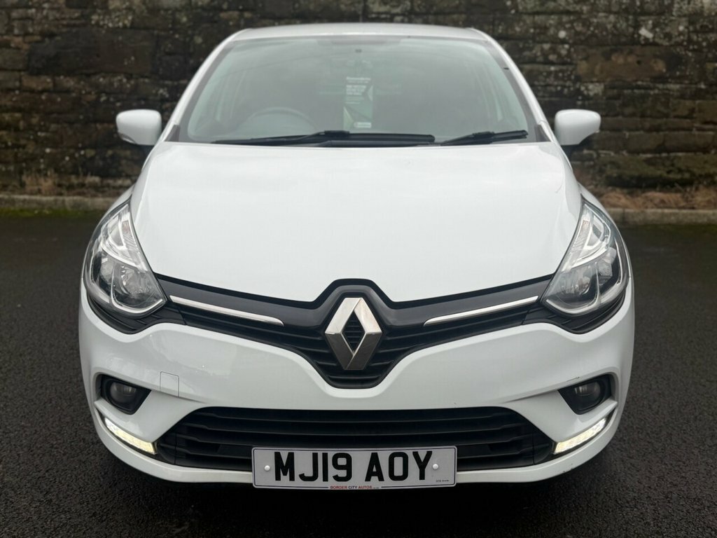 Renault Clio 0.9L Iconic MJ19AOY White #2