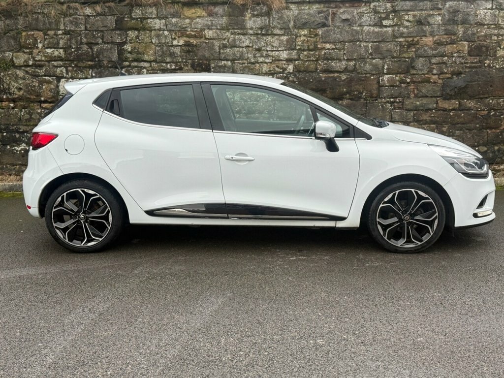 Renault Clio 0.9L Iconic MJ19AOY White #4
