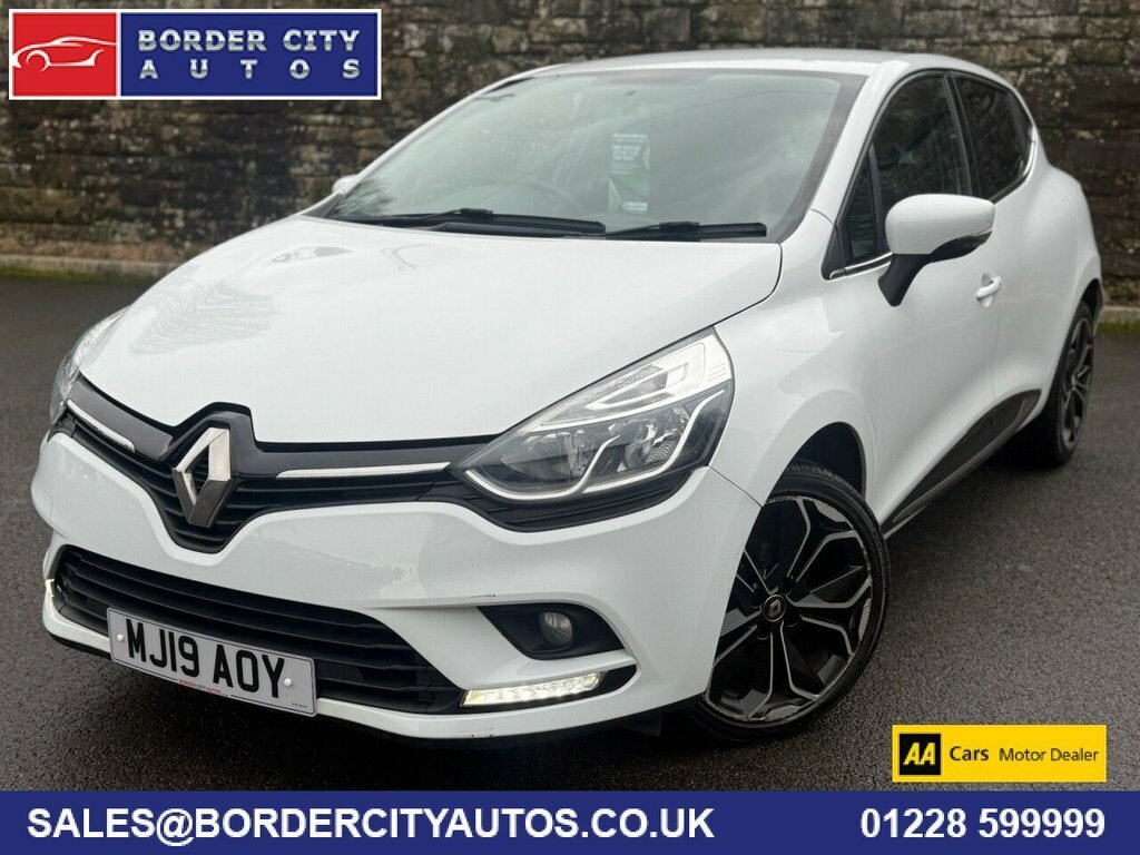 Renault Clio 0.9L Iconic White