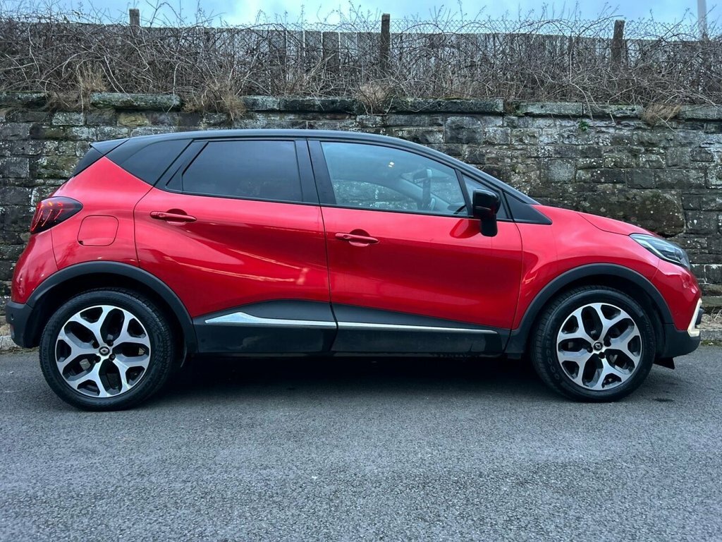 Renault Captur 1.5L Gt Line HK19MYM Red #5