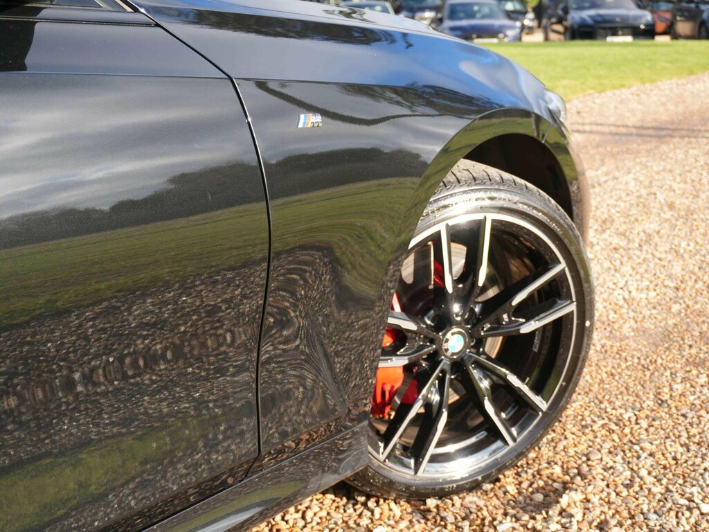 BMW 3 Series 3.0 M340i Mht Touring Hybrid Xdriv Black #6