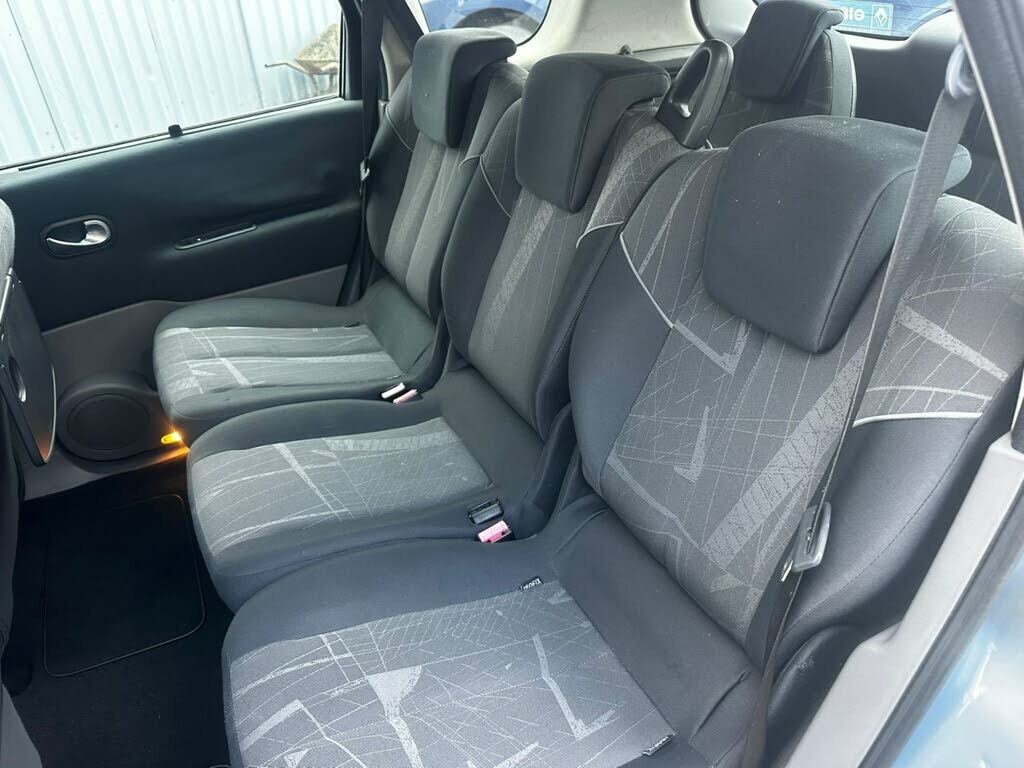 Renault Grand Scenic Hatchback  #18