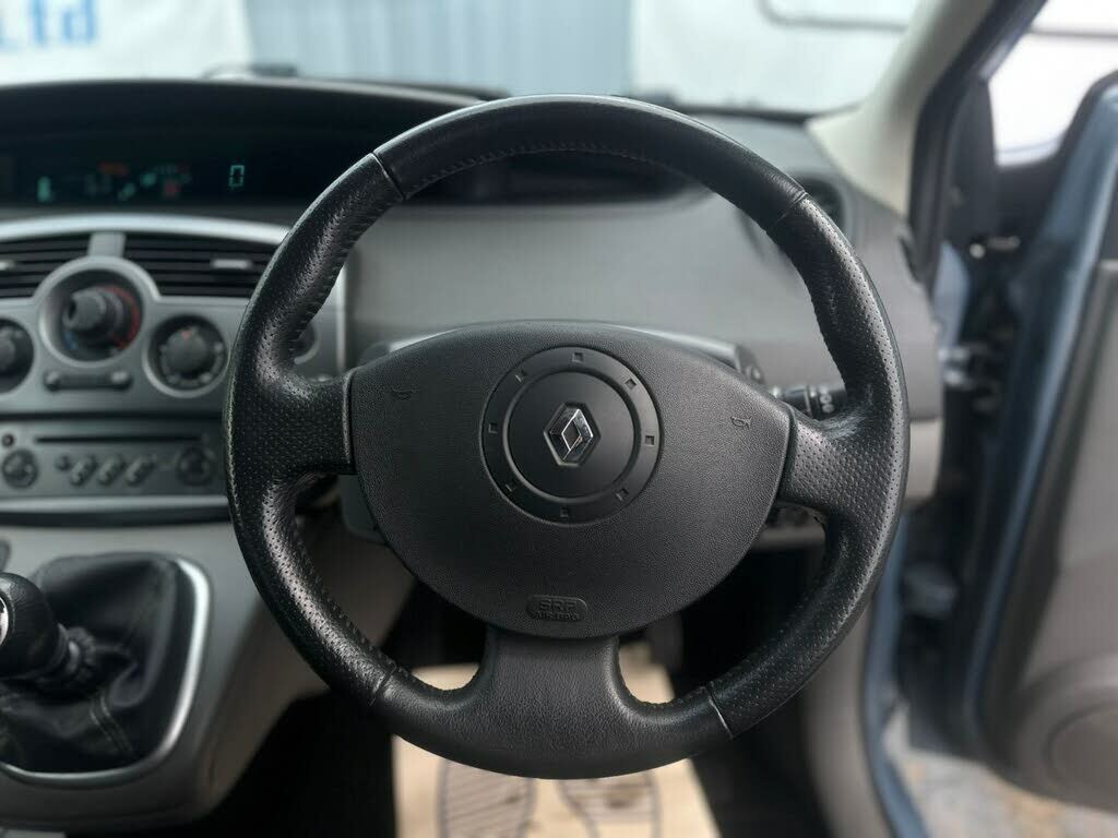 Renault Grand Scenic #6