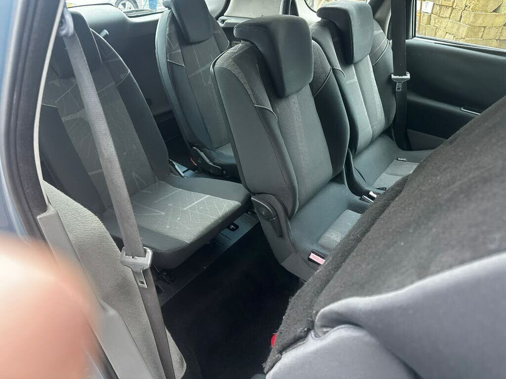 Renault Grand Scenic Hatchback  #16