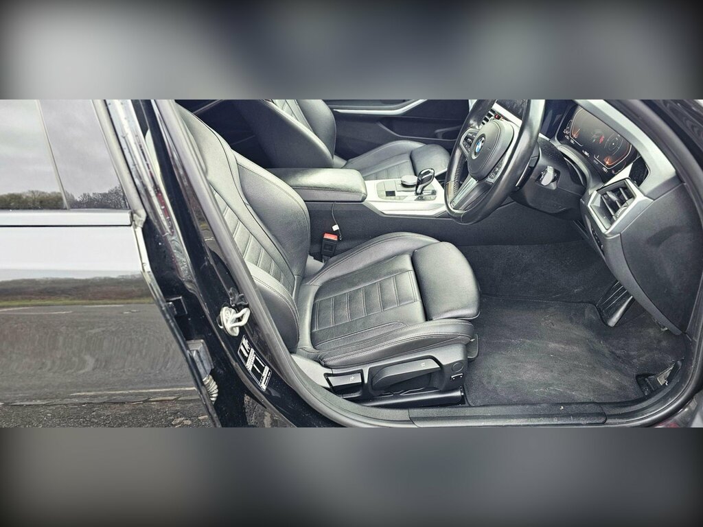 BMW 3 Series 2.0 320D M Sport Touring Euro 6 S NA20MPV Black #6