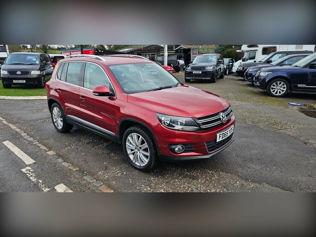 Volkswagen Tiguan 2.0 Tdi Bluemotion Tech Match Edition Dsg 4Wd Euro FD65YDS Red #4