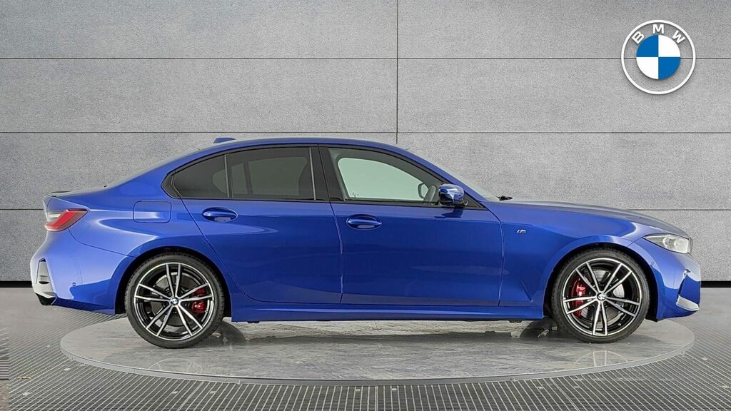 BMW 3 Series M Sport Saloon Blue #3