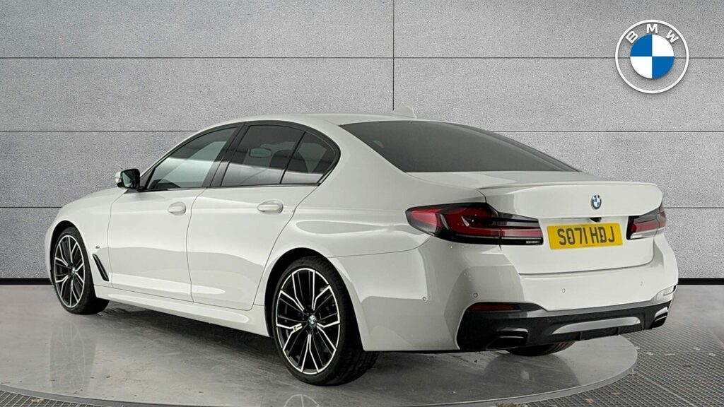 BMW 5 Series M Sport Saloon White #2