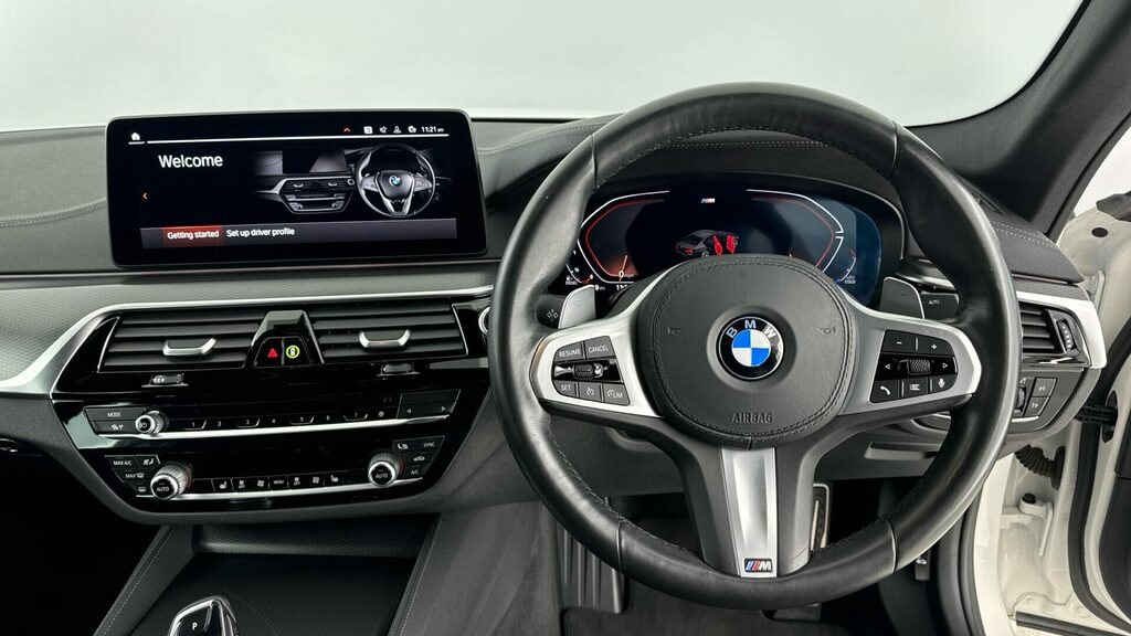 BMW 5 Series M Sport Saloon White #5