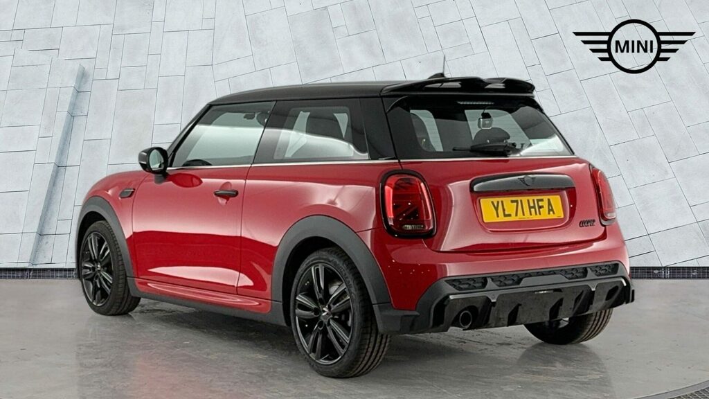 Mini Hatch Hatchback YL71HFA Red #2