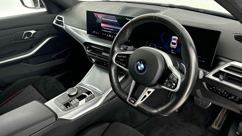 BMW 3 Series Saloon YH74TFY White #6