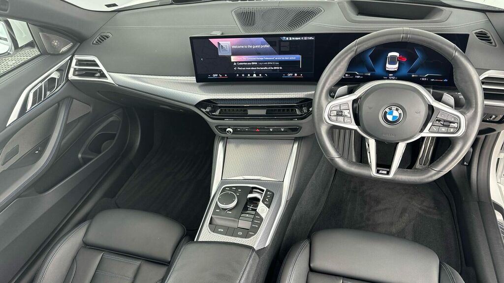 BMW 4 Series Convertible YK74TJN White #4