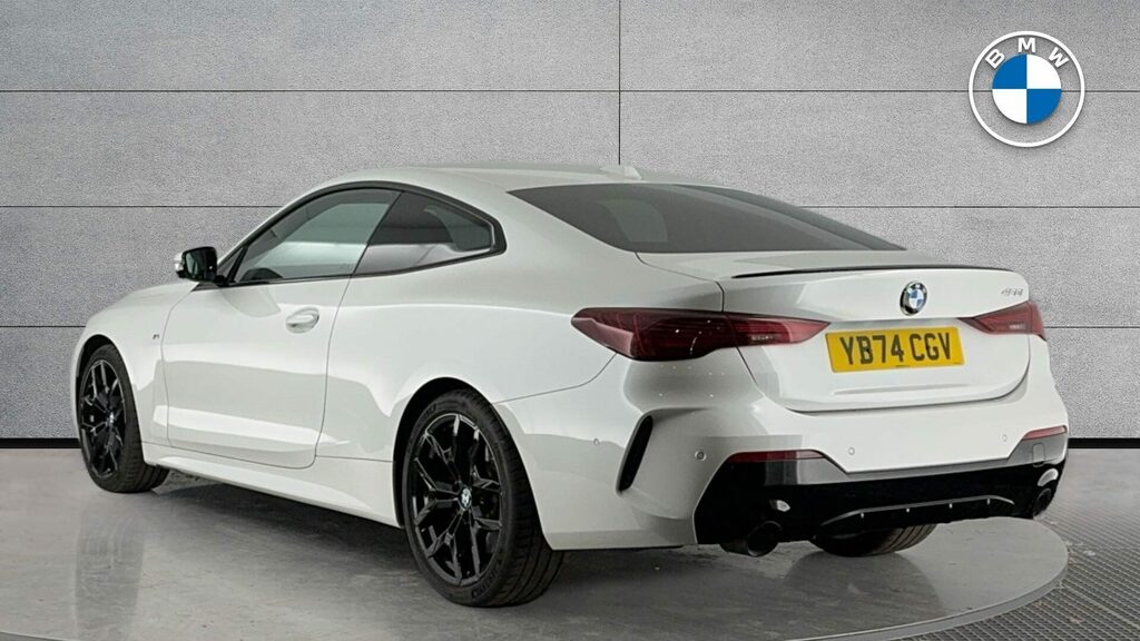 BMW 4 Series Coupe YB74CGV White #2