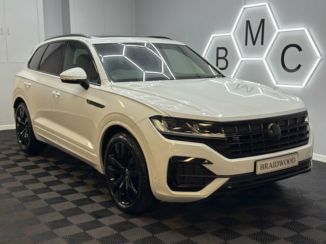 Volkswagen Touareg Suv White