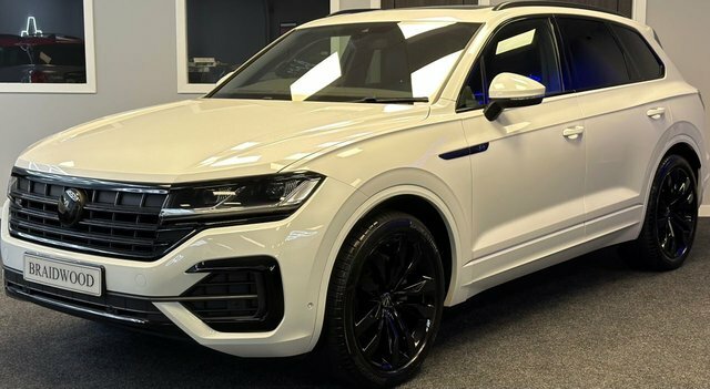 Volkswagen Touareg Suv White #5