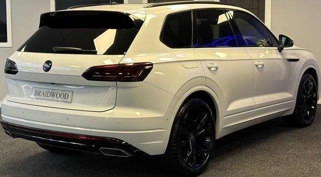 Volkswagen Touareg Suv White #6