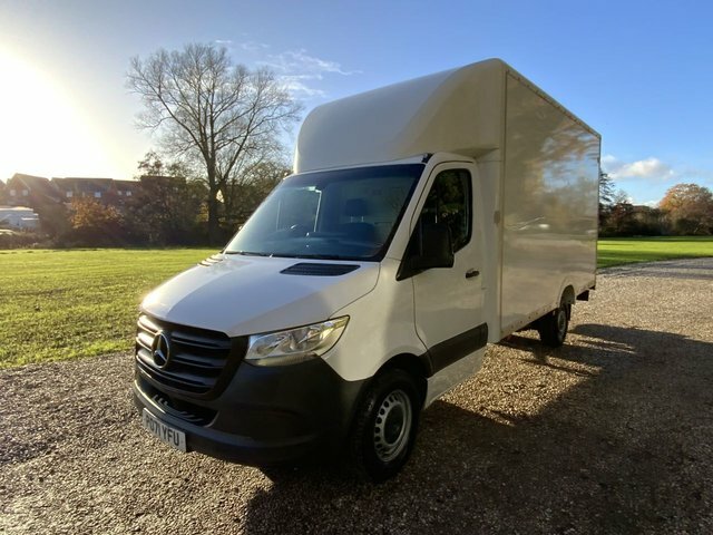 Mercedes-Benz Sprinter 315 Cdi Progressive Luton PO71YFU White #5