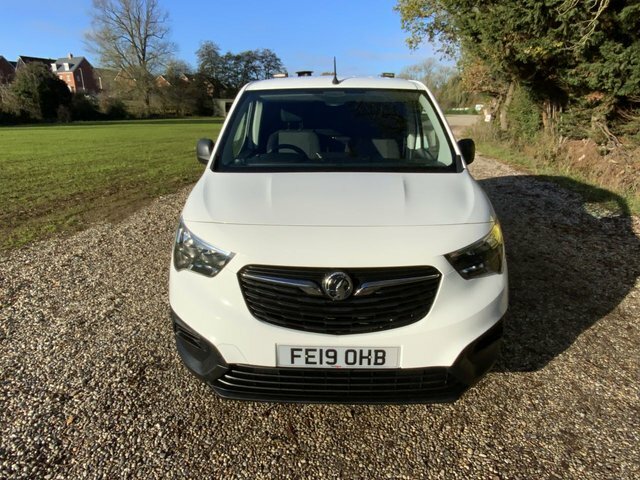 Vauxhall Combo Turbo D 2300 Edition White