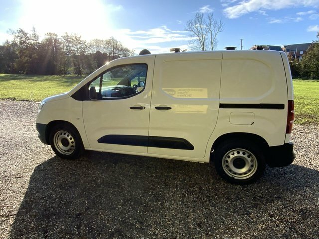 Vauxhall Combo Turbo D 2300 Edition White #6