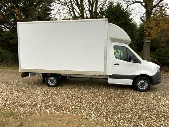 Mercedes-Benz Sprinter 317 Cdi Progressive Luton PK22OSO White #3