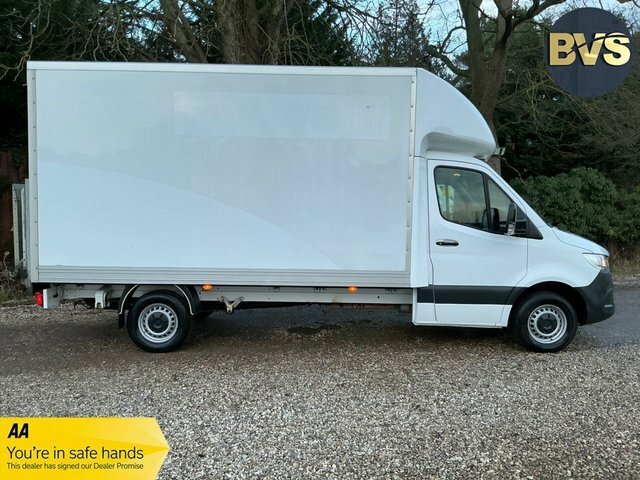 Mercedes-Benz Sprinter 315 Cdi Progressive Luton KN72RRU White #2