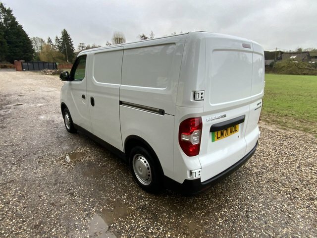 Maxus eDeliver 3 Panel Van White #6
