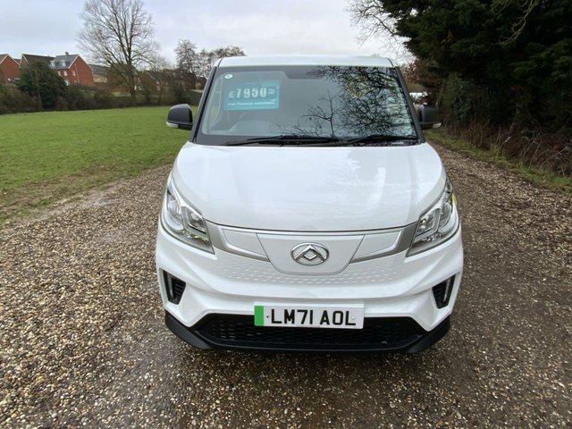 Maxus eDeliver 3 Panel Van White #2
