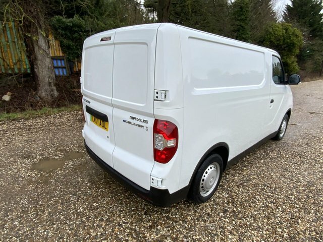 Maxus eDeliver 3 Panel Van White #4