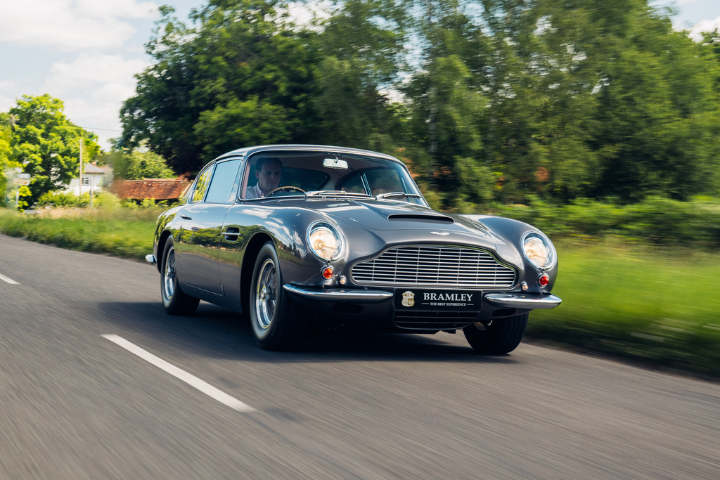 Aston Martin DB6 Manual 