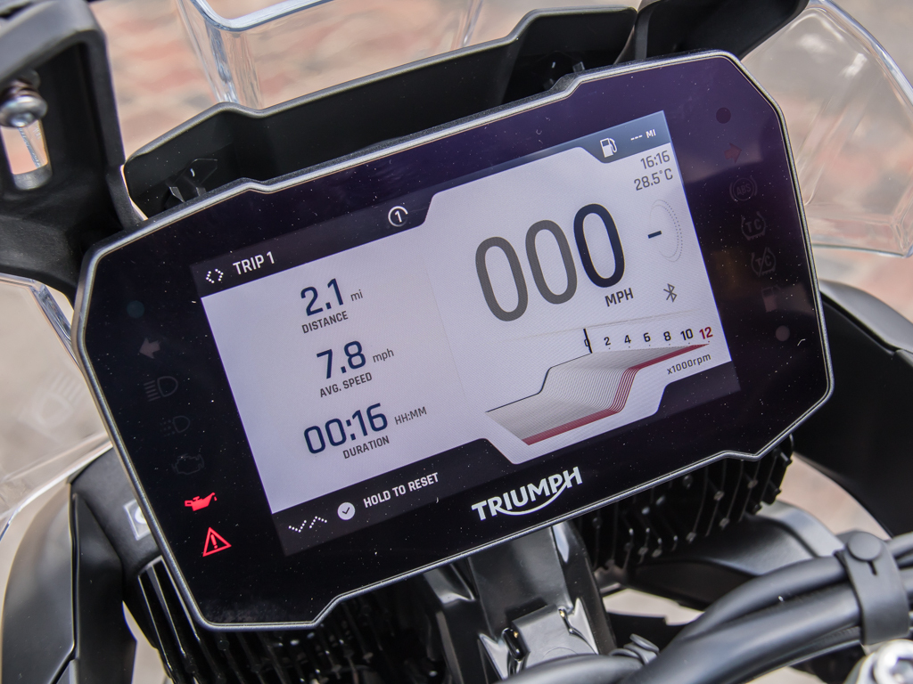 Triumph Manual HW22JWF Black #3