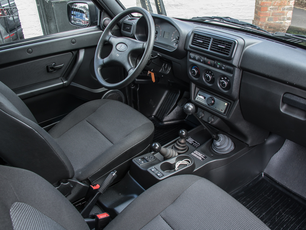 Lada  Petrol White #9